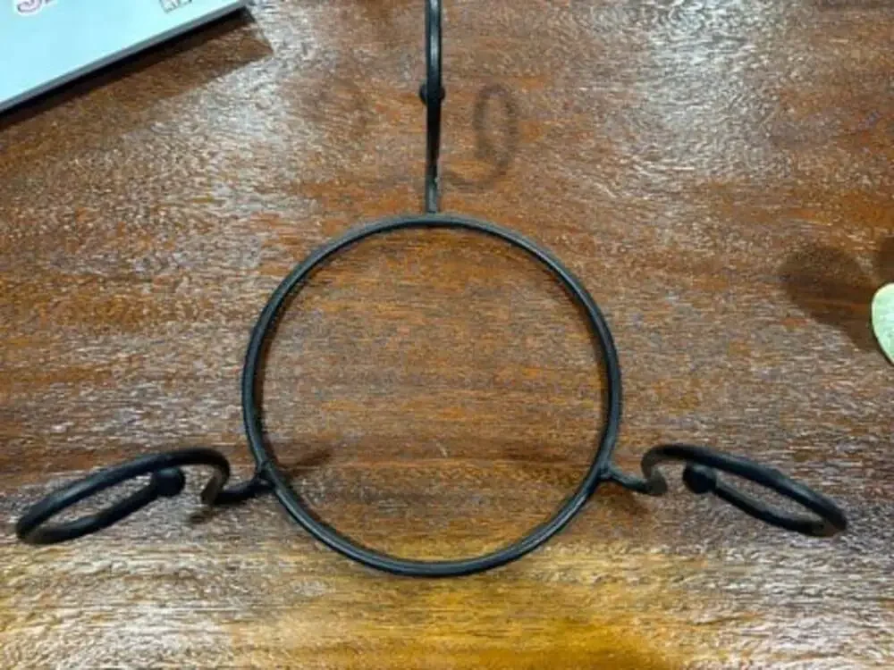 Souther Living Home Dress Me Up REd Mountain Iron Black Plate Serving Stand Base